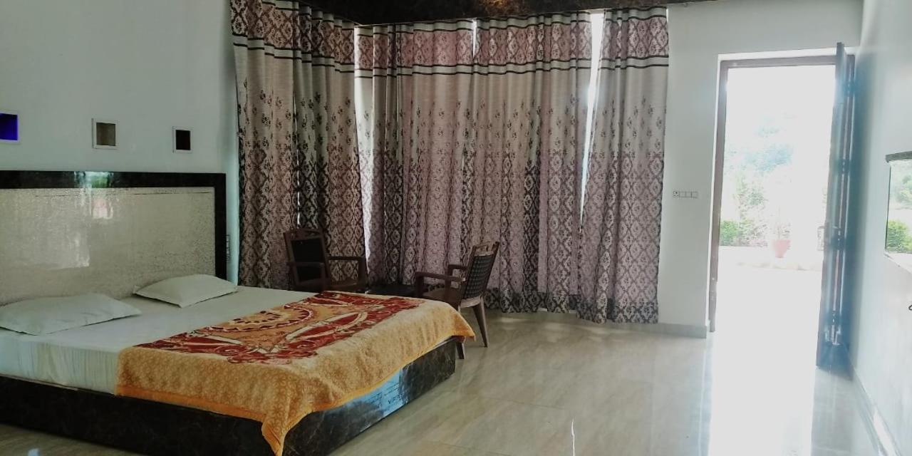 Hotel Radha Rani Mahal Khajurāho Exteriér fotografie