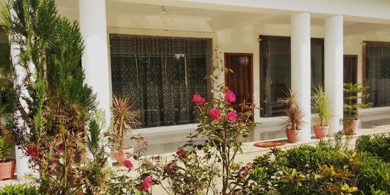 Hotel Radha Rani Mahal Khajurāho Exteriér fotografie